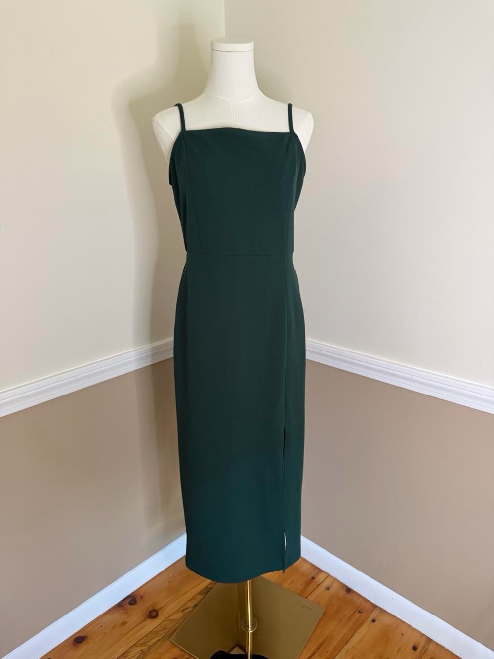 Dark Green Midi Slip Dress with Spaghetti Straps and slit melloday